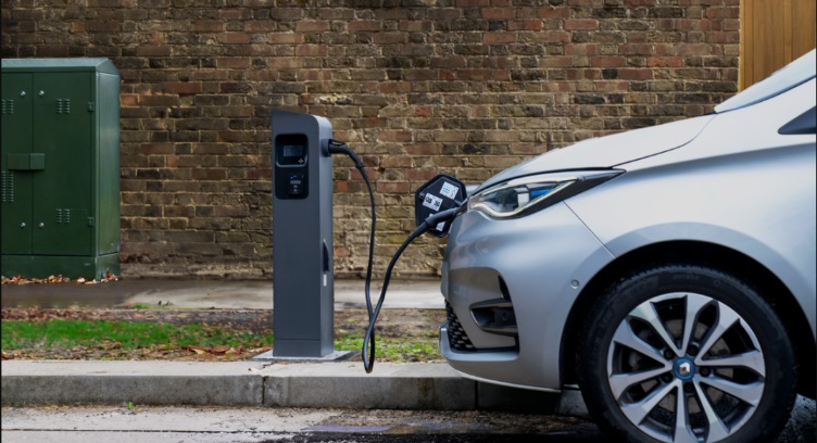 BT to Power Up its First EV Charging Unit Built from Street Cabinet